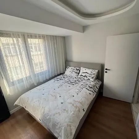 Διαμέρισμα Zeytinburnu Merkezi Konumda, Sifir & Esyalar Κωνσταντινούπολη